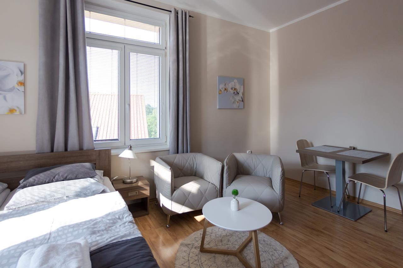 Penzion Apartmany Resident Poděbrady Exteriör bild